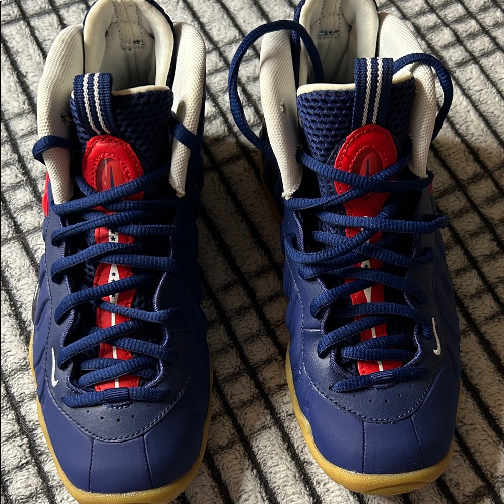 New Nike Foamposite Pro “Blue Void/University Red” (4Y) - Picture 3 of 12